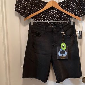 Macys high rise Bermuda Indigo rein recycle denim short